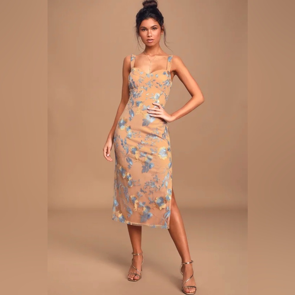 Never Worn Lulus Watch Me Now Beige Embroidered Bustier Bodycon Midi Dress